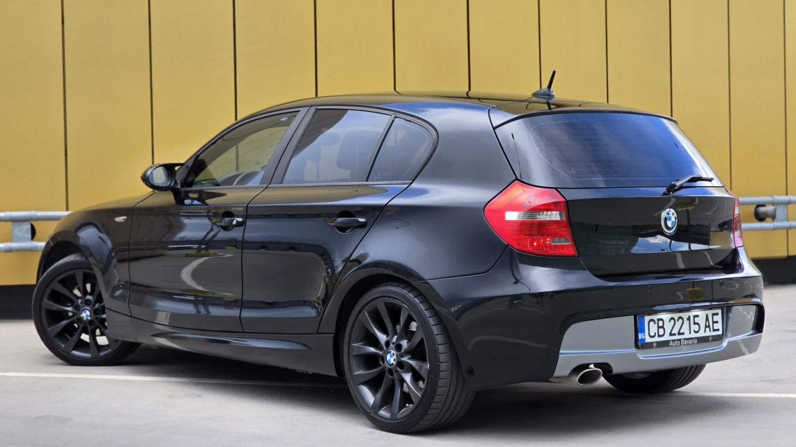 BMW 118  - изображение 8