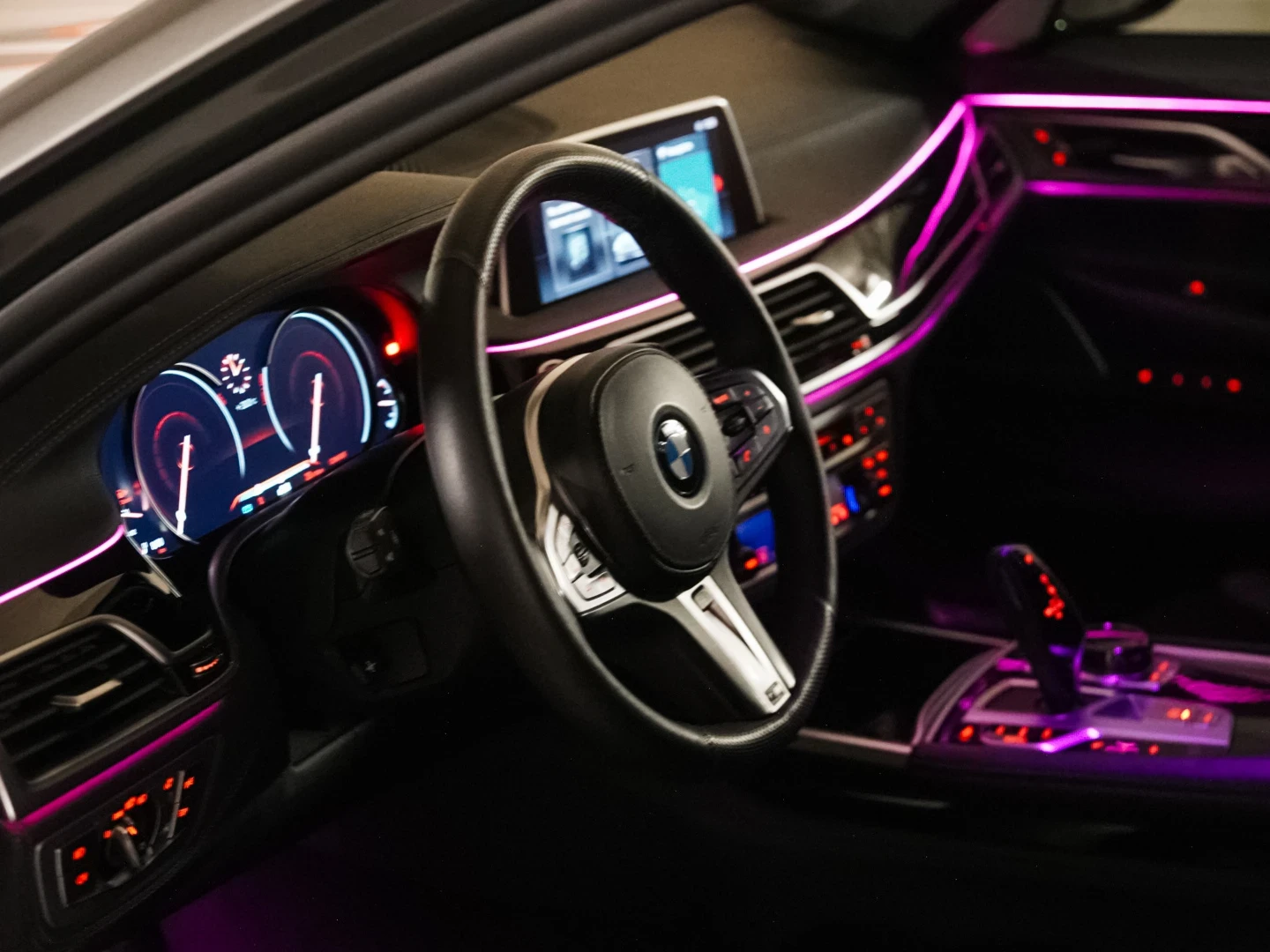 BMW 730  - изображение 7