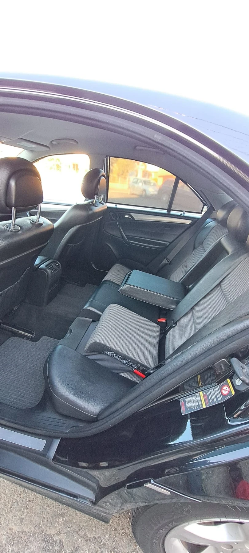 Mercedes-Benz C 200  - изображение 10