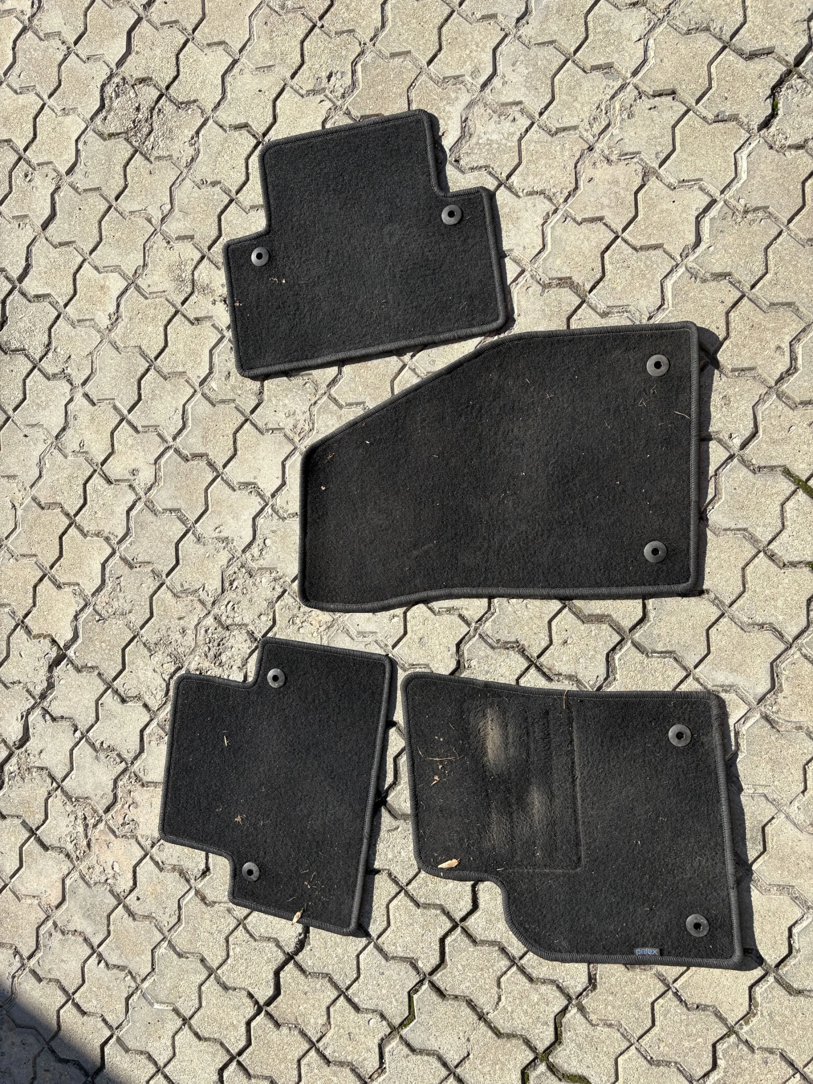 Volvo V50  - изображение 7