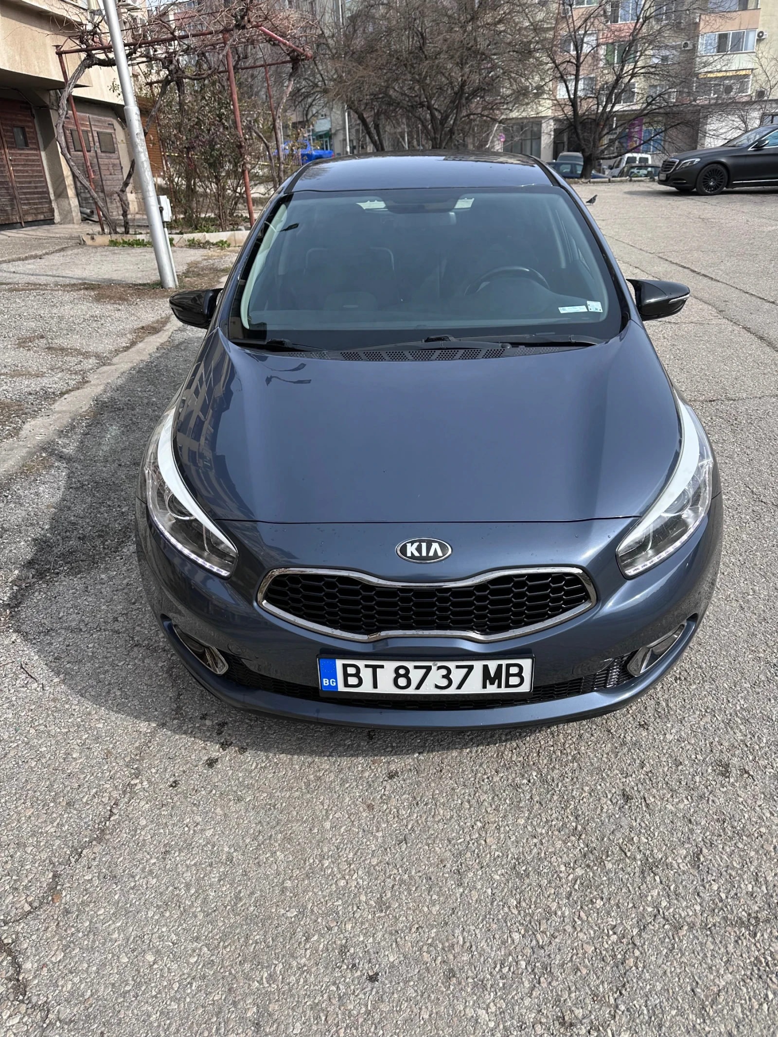 Kia Ceed 1.6 CRDI | Mobile.bg � ����������� 1
