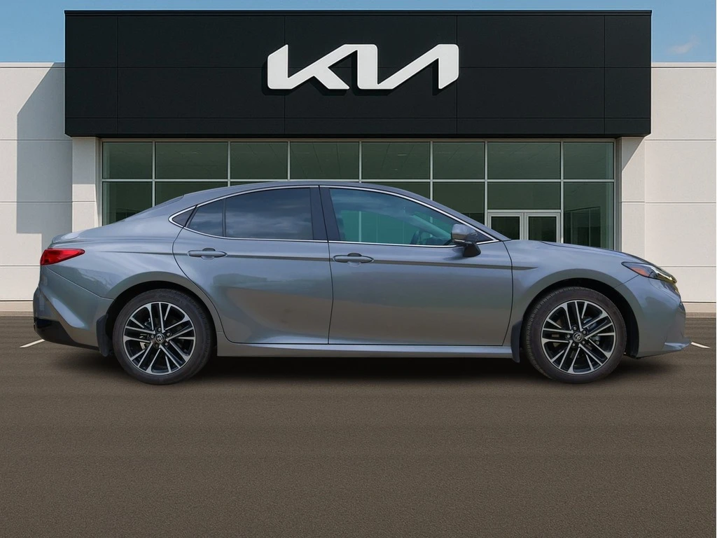 Toyota Camry XLE Hybrid AWD| Leather | Ventilated Seat | Pano R - изображение 5