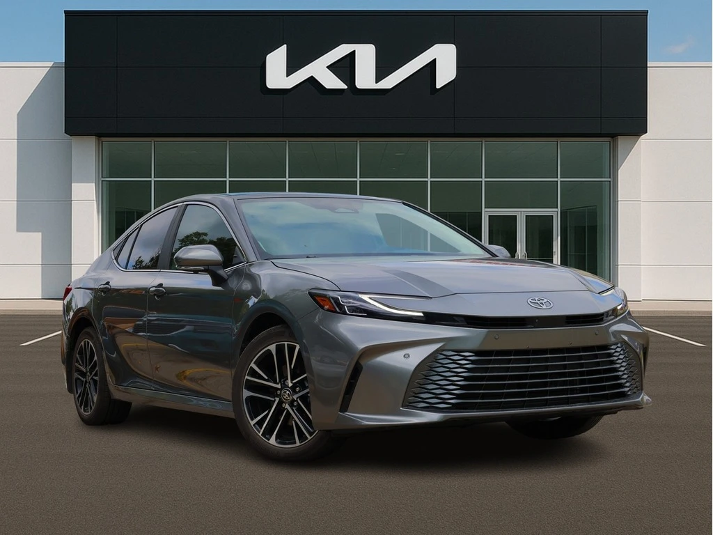 Toyota Camry XLE Hybrid AWD| Leather | Ventilated Seat | Pano R | Mobile.bg � ����������� 1