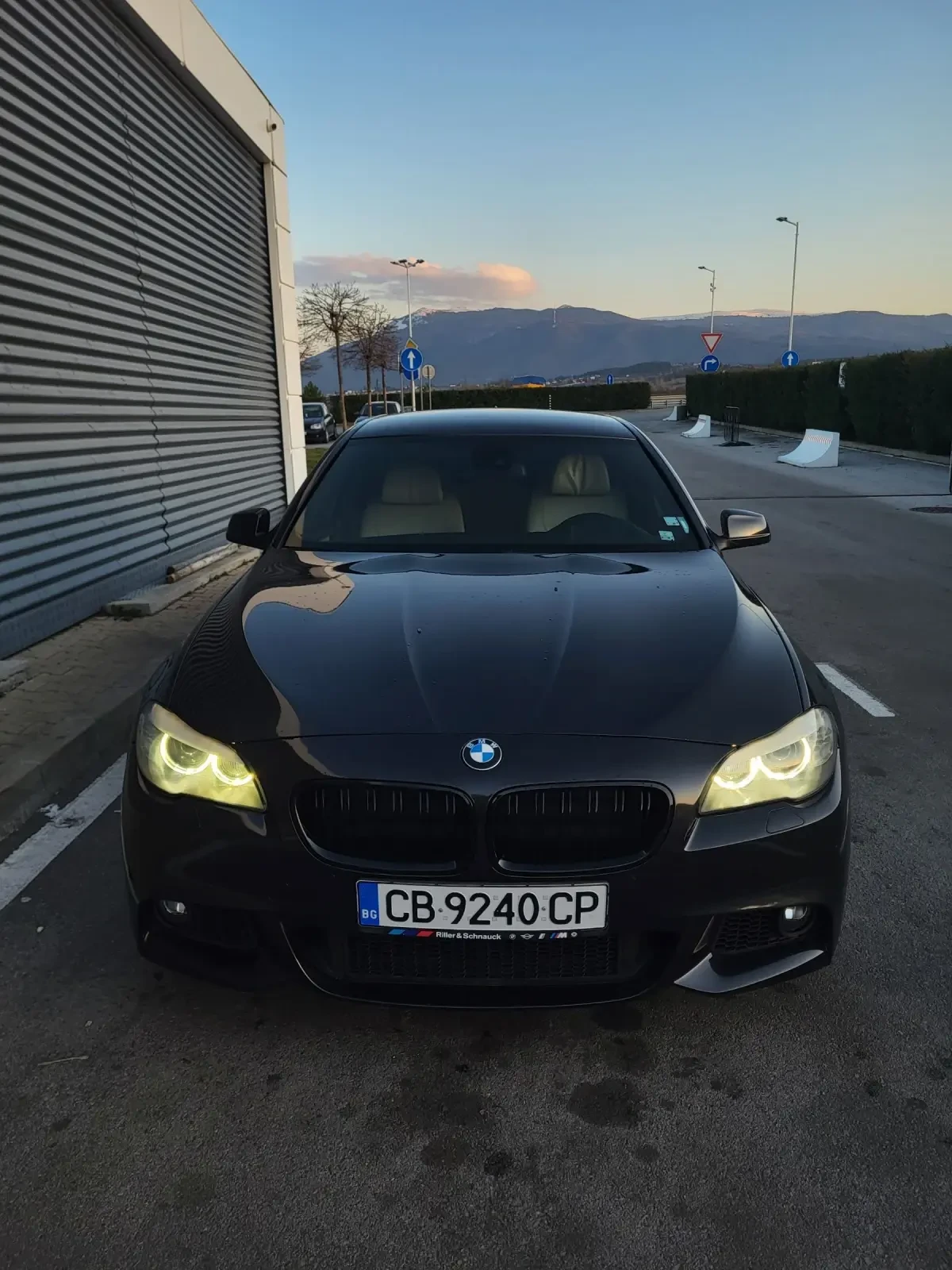 BMW 530 M PACK / RWD / 8ZF / HEAD UP , снимка 4 - Автомобили и джипове - 53953257