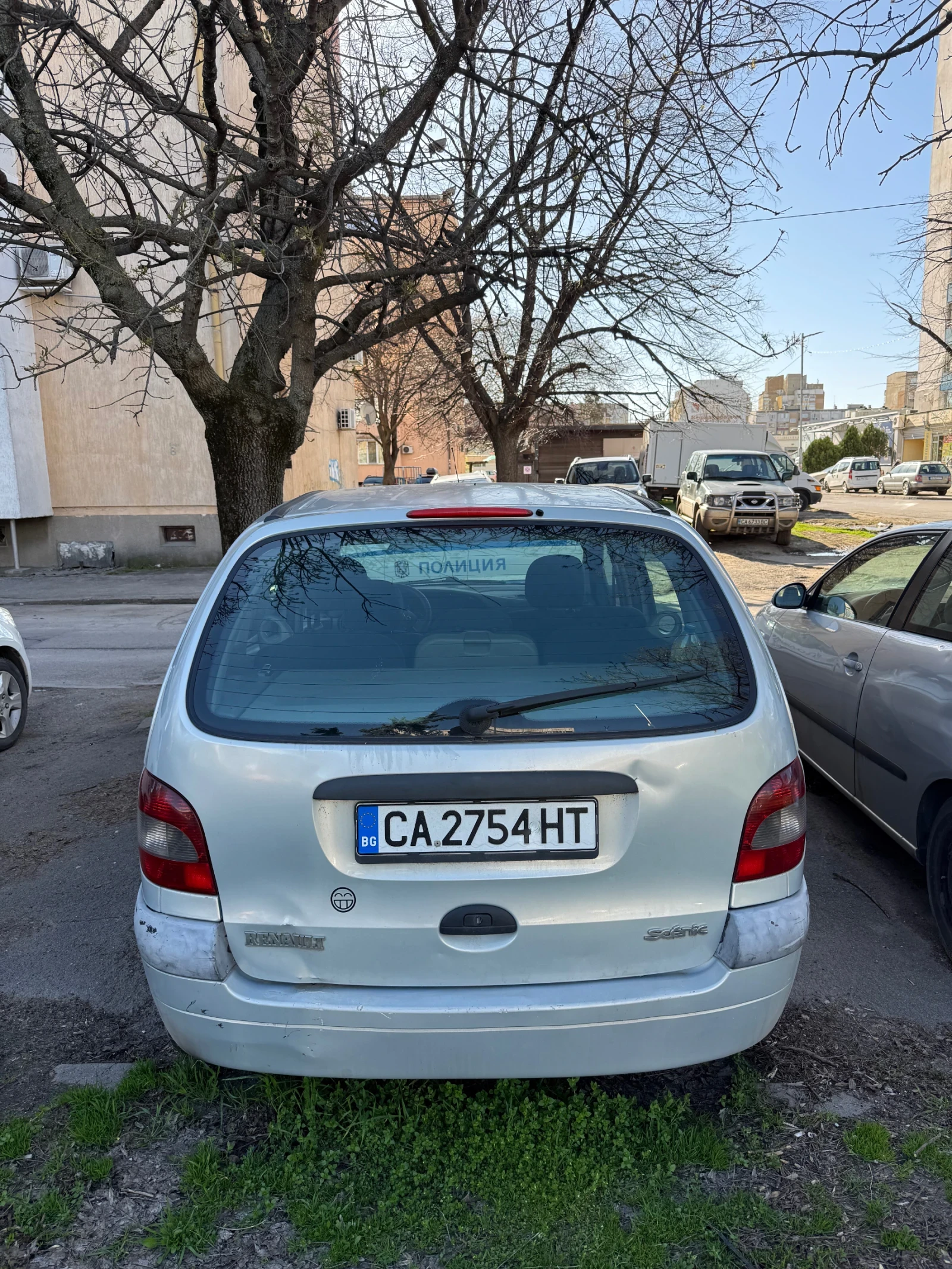 Renault Scenic 1.9dci, снимка 3 - Автомобили и джипове - 54134767