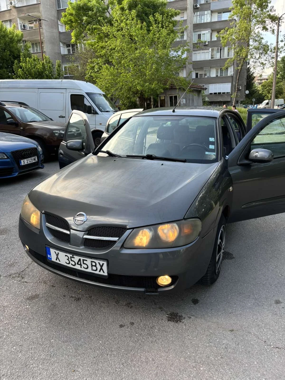 Nissan Almera 1.5 dci, снимка 12 - Автомобили и джипове - 54571836