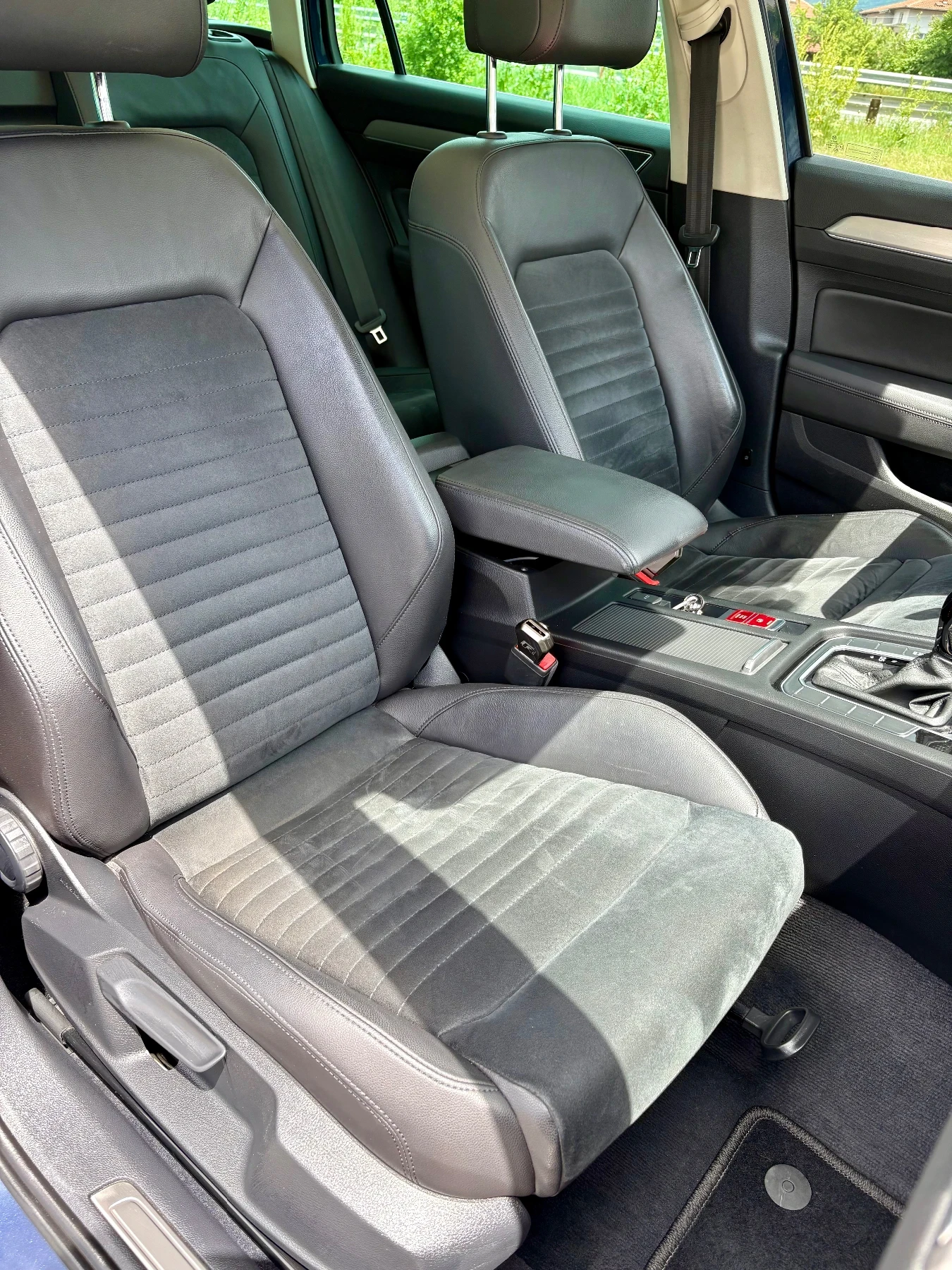 VW Passat Panorama, Full led, Apple car play , снимка 9 - Автомобили и джипове - 54584440