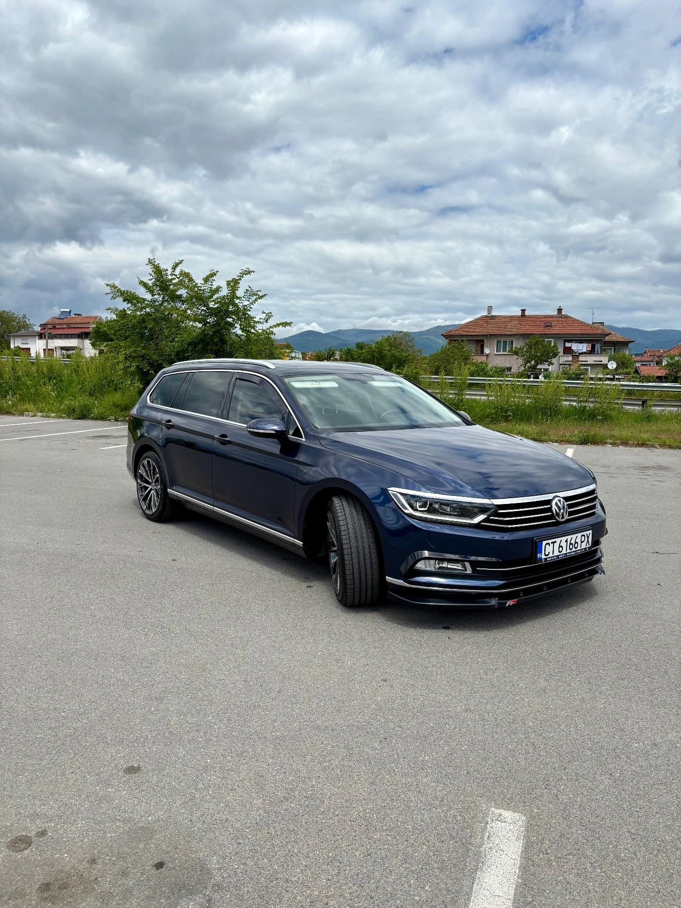 VW Passat Panorama, Full led, Apple car play , снимка 3 - Автомобили и джипове - 54584440