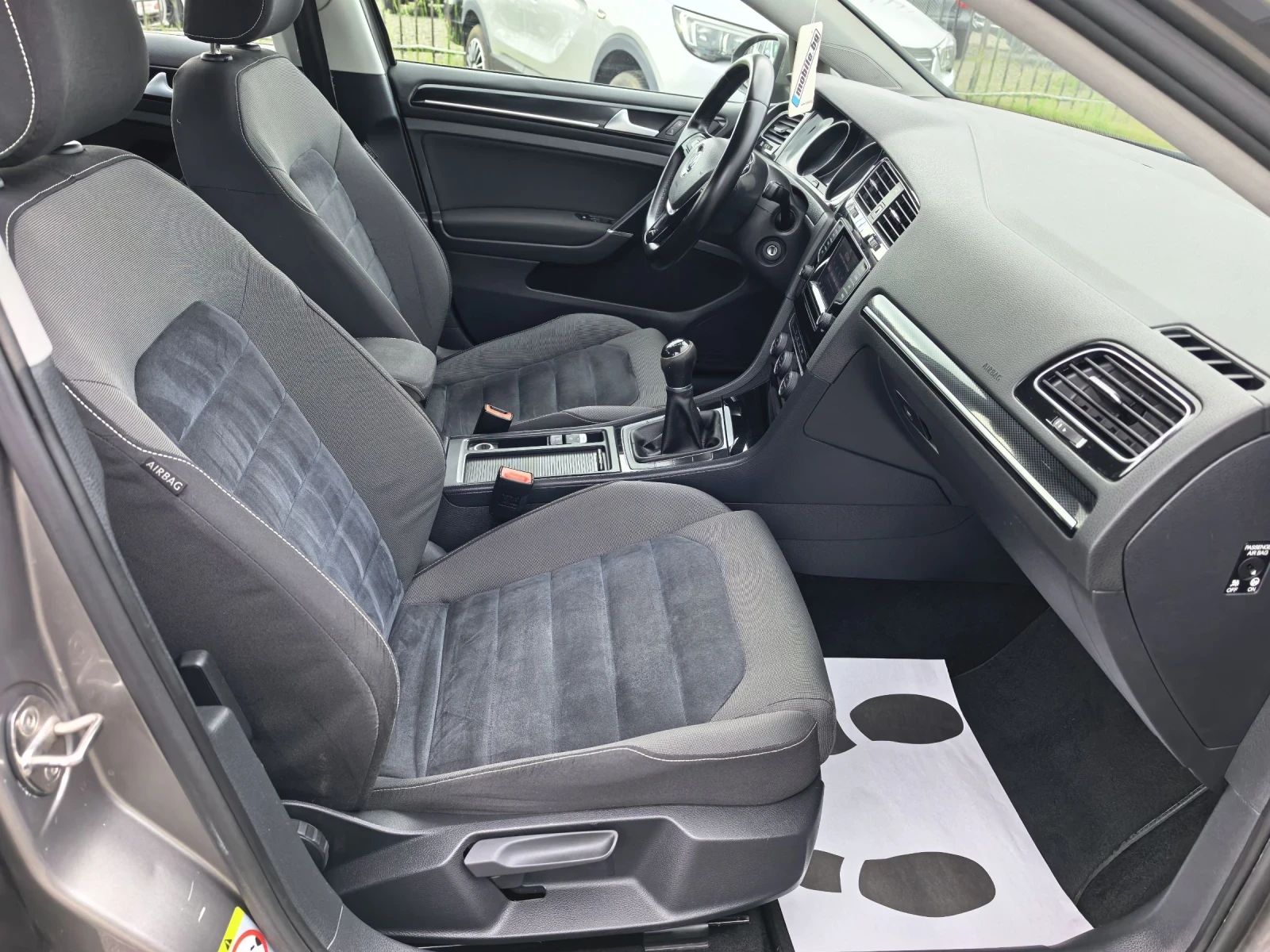 VW Golf 1, 6tdi - Highline, снимка 11 - Автомобили и джипове - 54655327