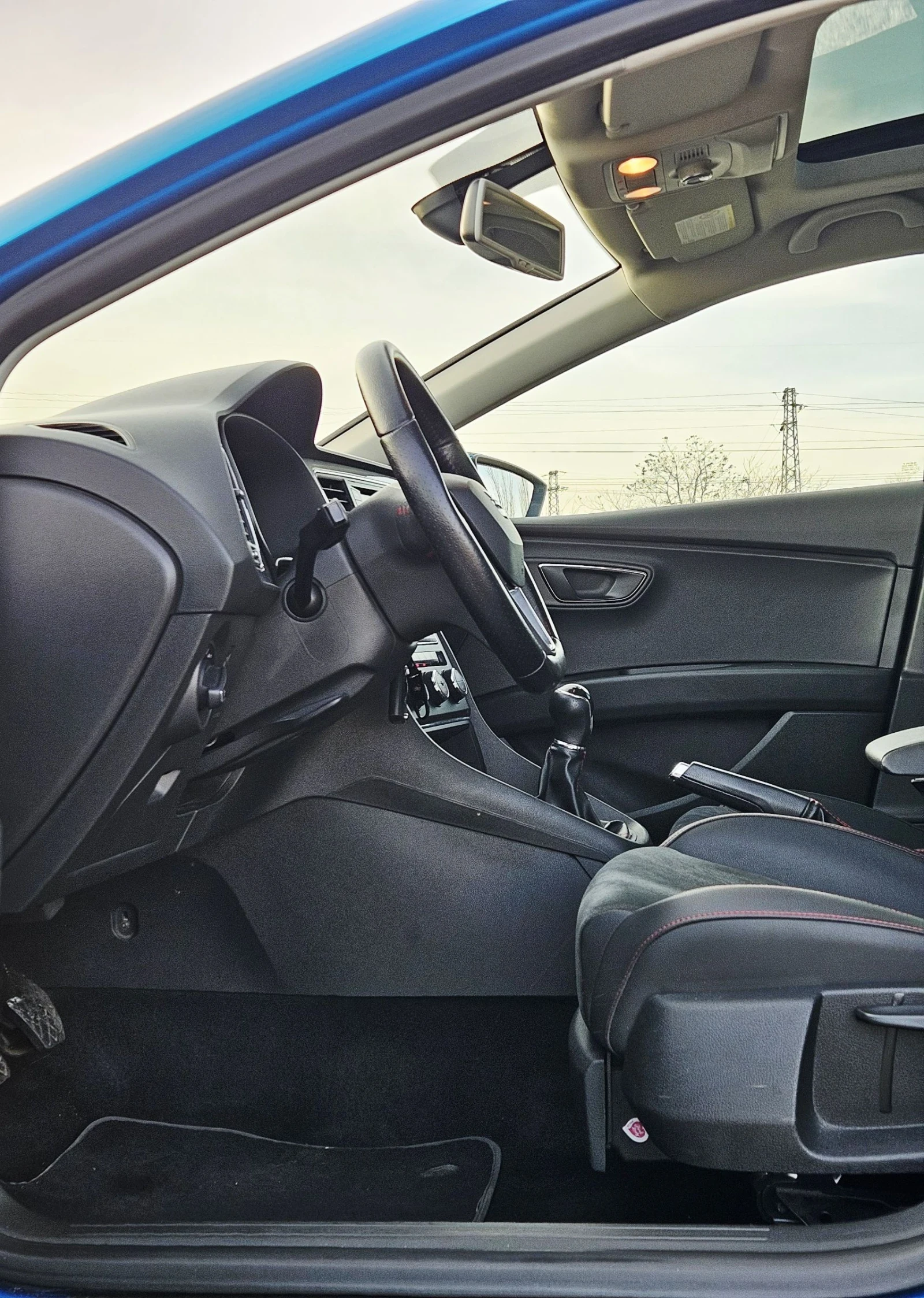 Seat Leon 2.0 TDI FR Panorama LED, снимка 9 - Автомобили и джипове - 54779121