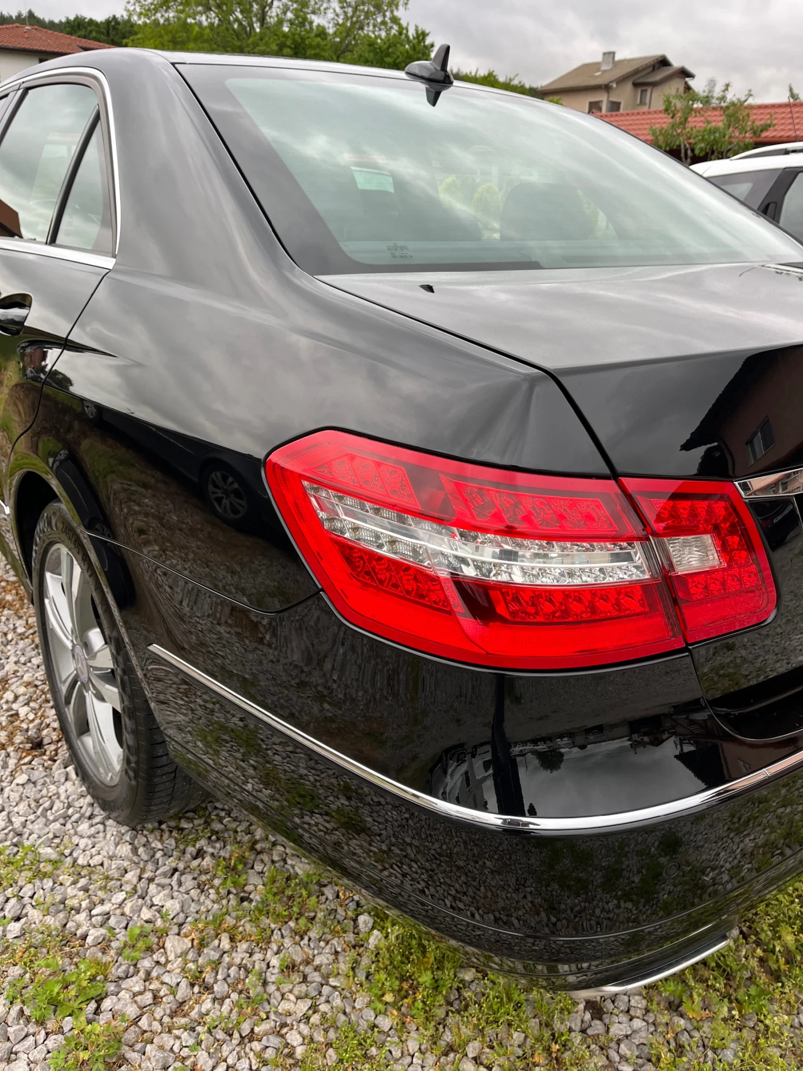 Mercedes-Benz E 350, снимка 4 - Автомобили и джипове - 54916448
