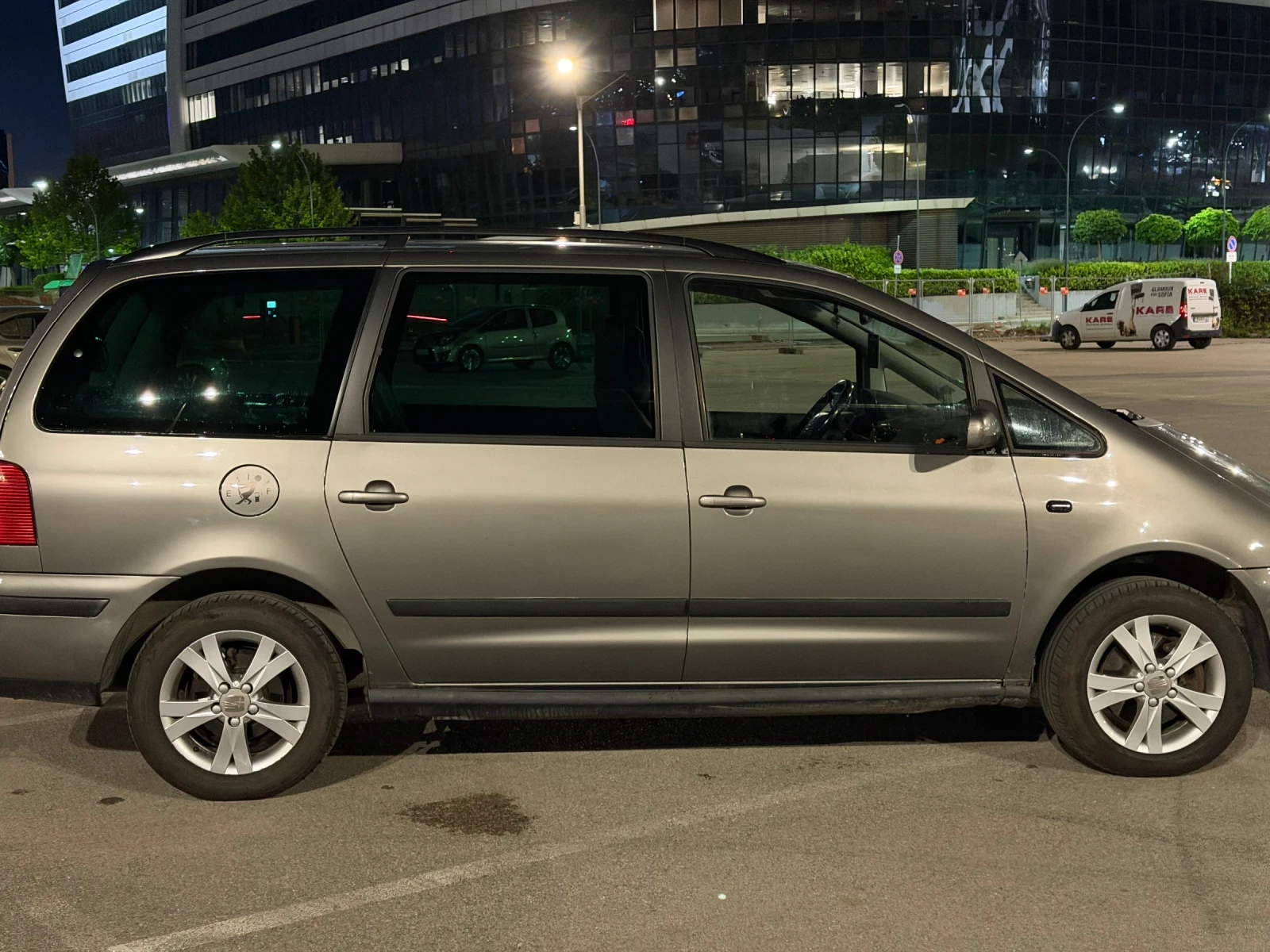 Seat Alhambra, снимка 3 - Автомобили и джипове - 55228032