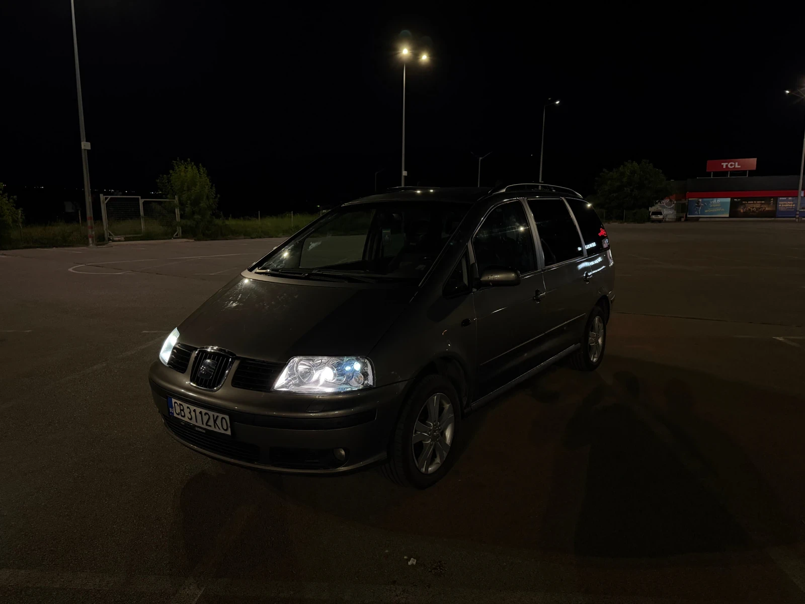 Seat Alhambra, снимка 17 - Автомобили и джипове - 55228032