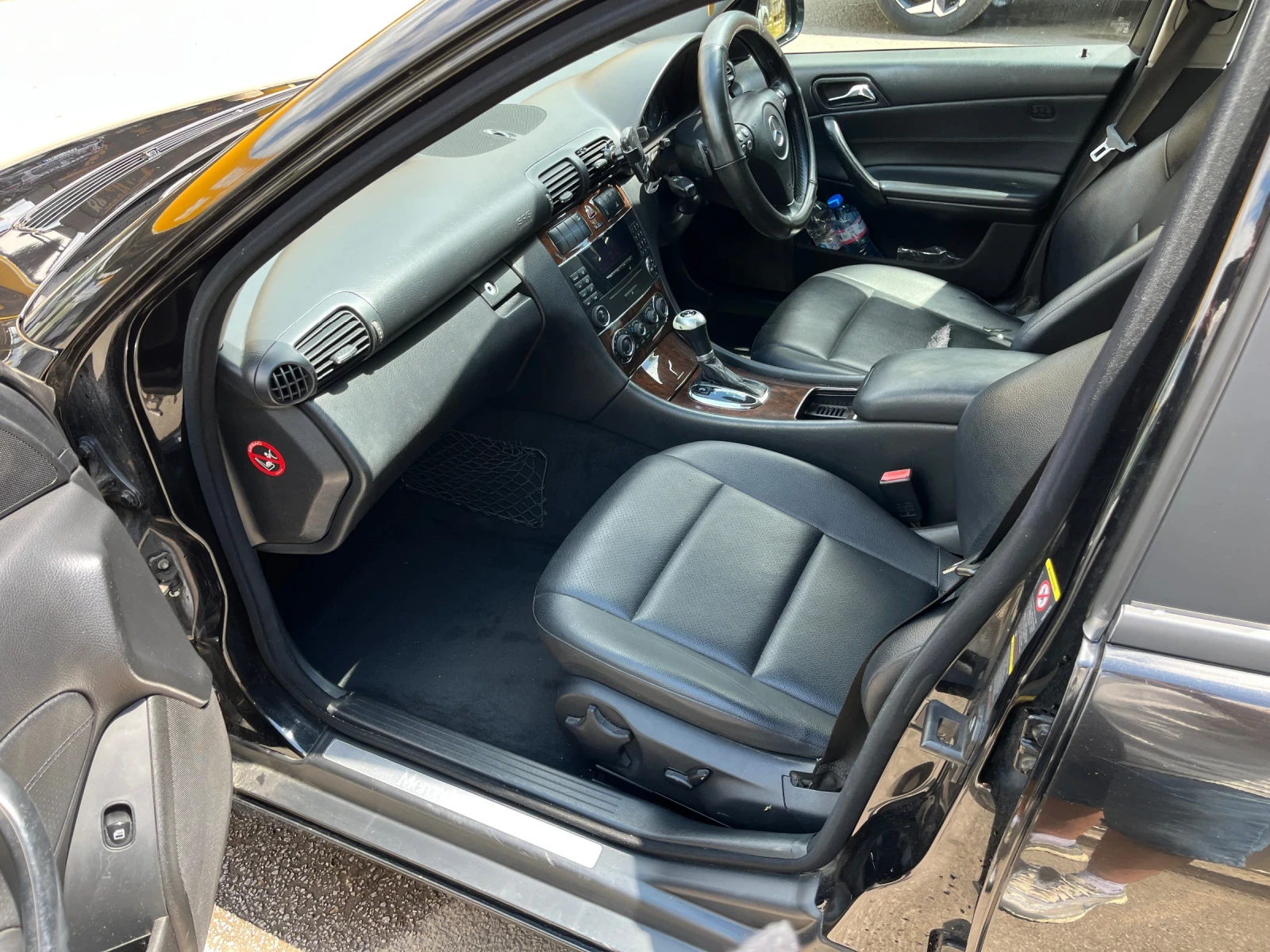 Mercedes-Benz C 200, снимка 6 - Автомобили и джипове - 55445614