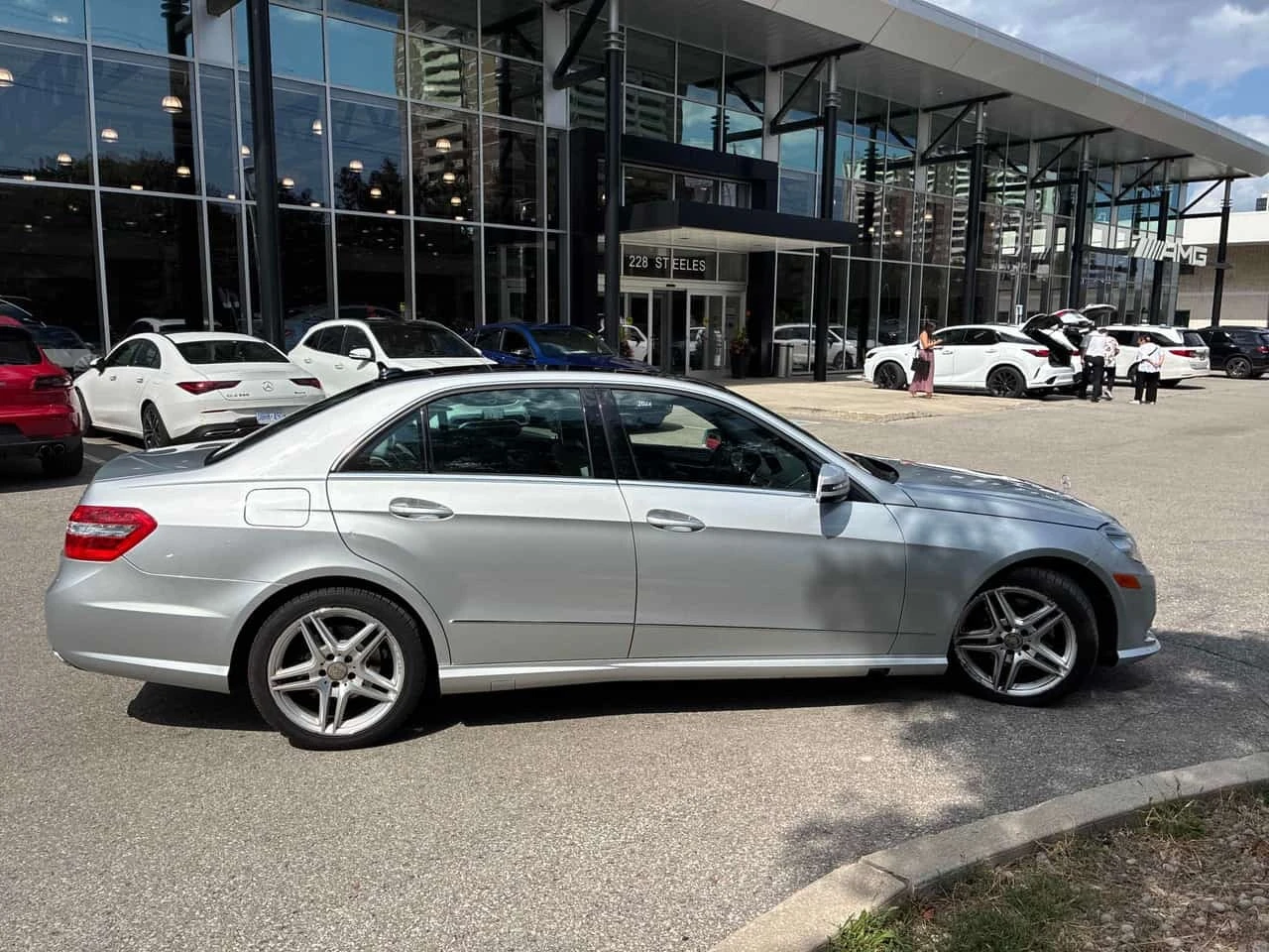 Mercedes-Benz E 350 * CARFAX * ОТ ПРЕДСТАВИТЕЛСТВО НА МЕРЦЕДЕС * , снимка 3 - Автомобили и джипове - 55776522