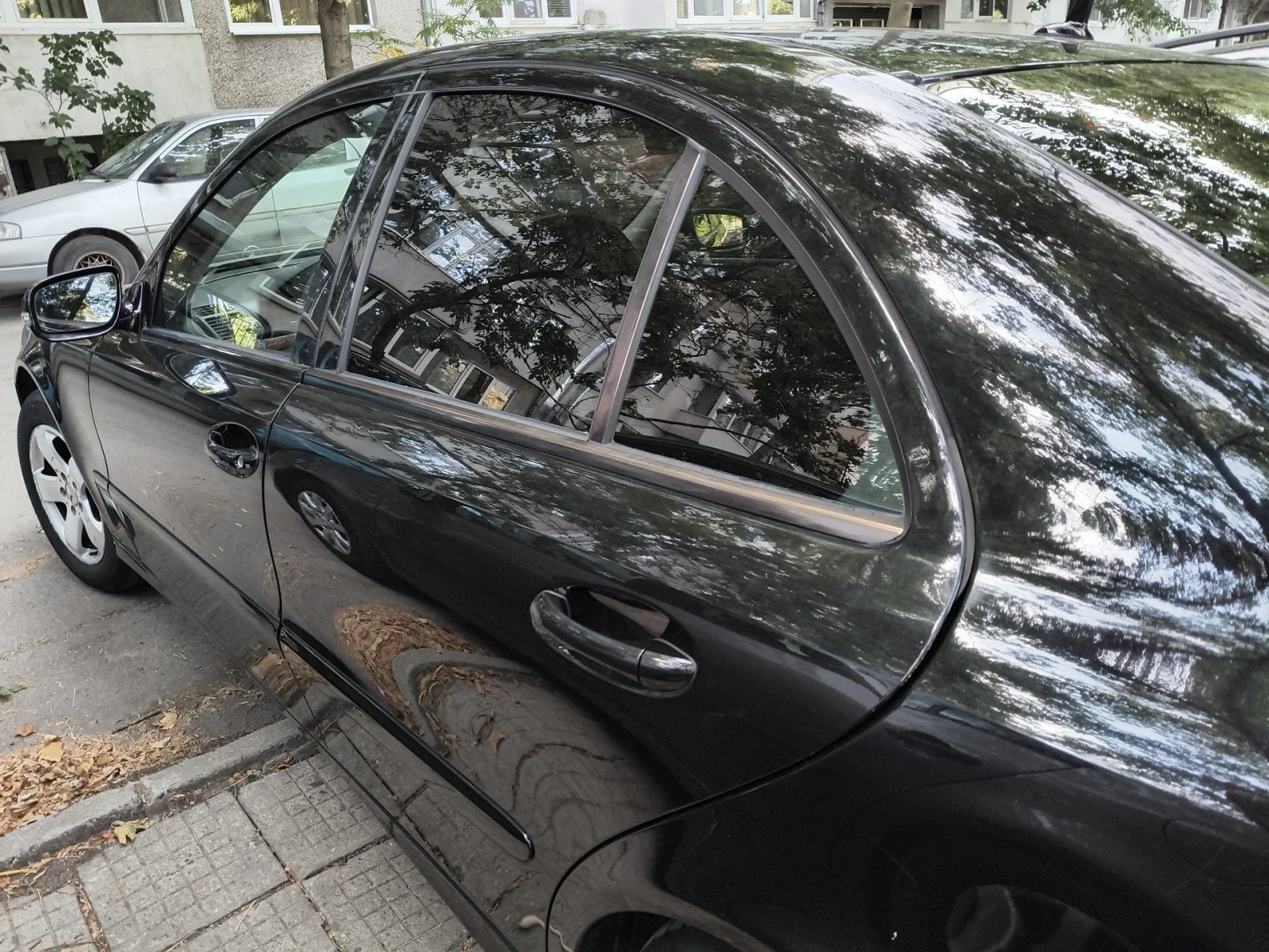 Mercedes-Benz E 200 | Mobile.bg � ����������� 17