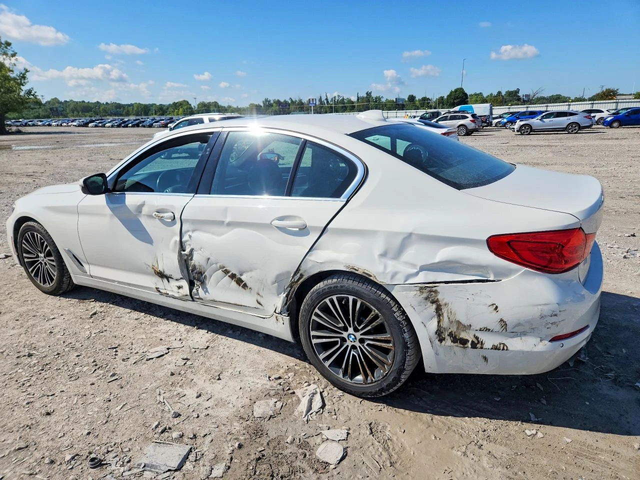 BMW 530 2.0l I, снимка 2 - Автомобили и джипове - 56025571