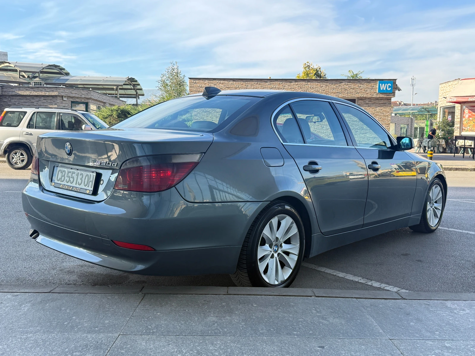 BMW 530 D 6 МЕСЕЦА ГАРАНЦИЯ/218к.с. Ксенон/Кожа, снимка 5 - Автомобили и джипове - 56128715