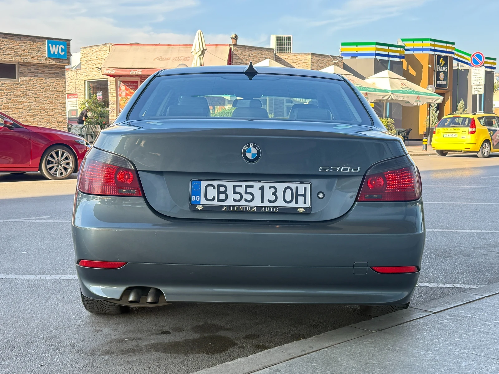 BMW 530 D 6 МЕСЕЦА ГАРАНЦИЯ/218к.с. Ксенон/Кожа, снимка 4 - Автомобили и джипове - 56128715