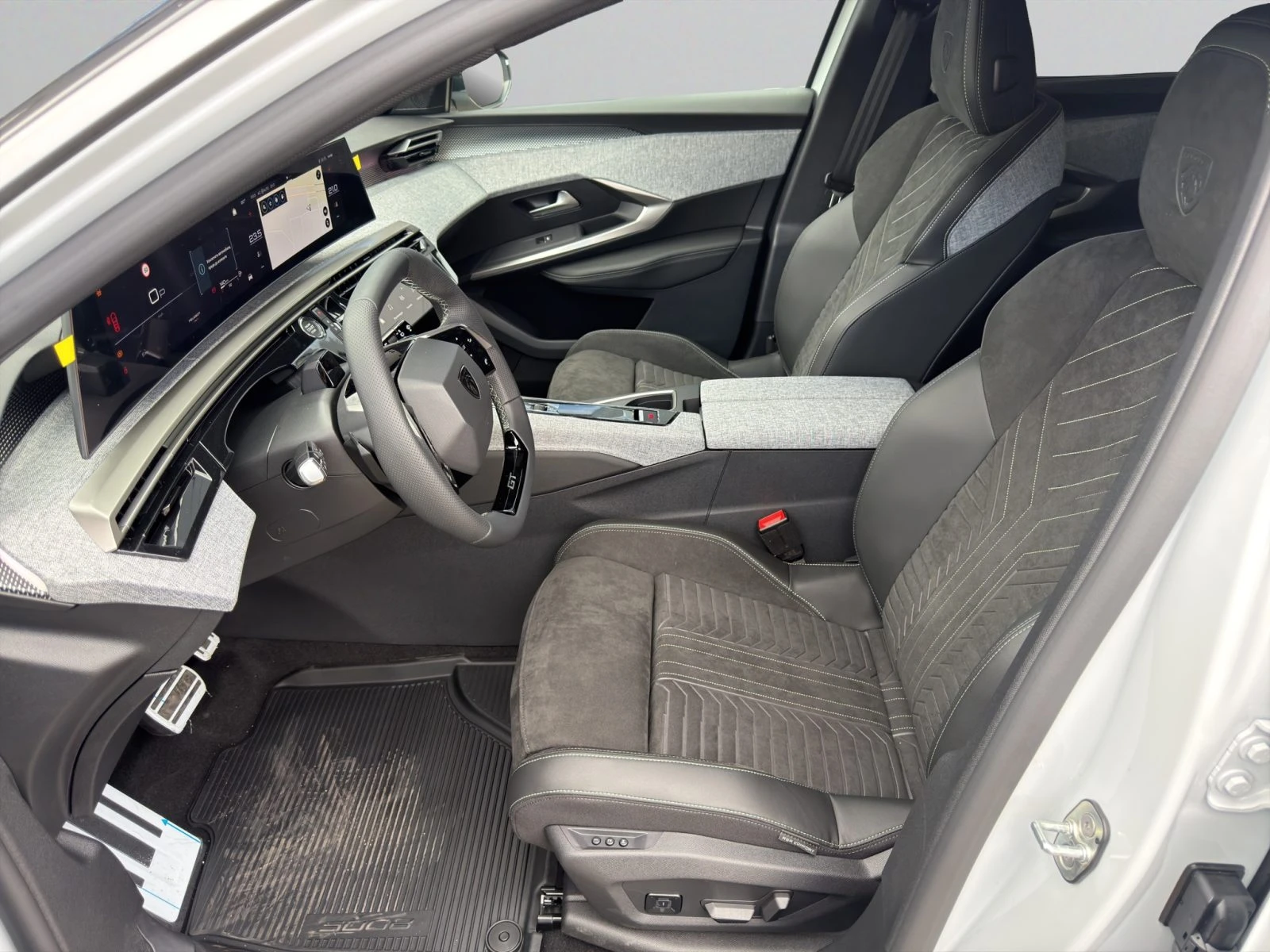 Peugeot 5008 GT EXCLUSIVE HYBRID 145 48V ������ �������� | Mobile.bg � ����������� 10