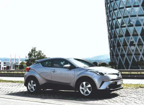 Toyota C-HR Hybrid/Benzin Първи собственик, като нова - 37700 лв. - 41669825 5