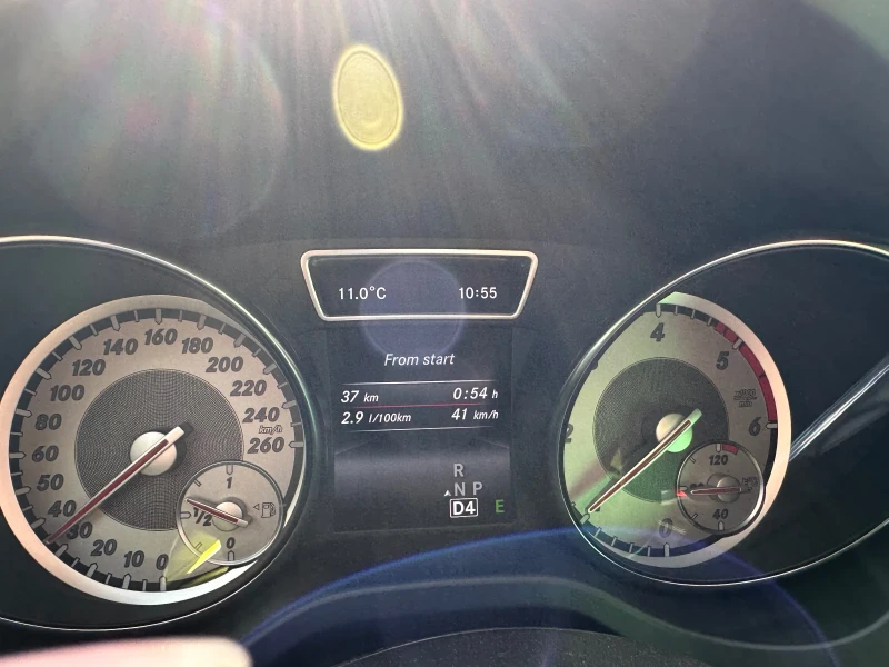 Mercedes-Benz GLA 200 Full, LED, F1, Dist, снимка 6 - Автомобили и джипове - 52540722