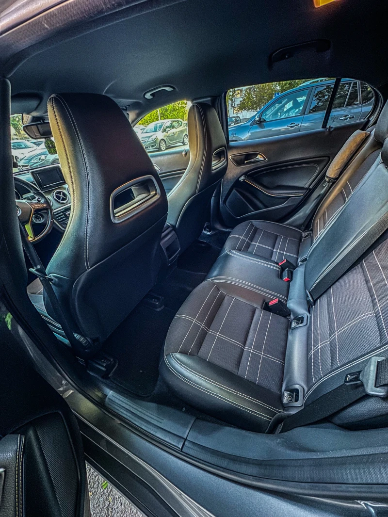 Mercedes-Benz GLA 200 Full, LED, F1, Dist, снимка 5 - Автомобили и джипове - 52540722