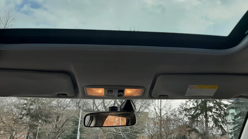 Mitsubishi Outlander, снимка 14 - Автомобили и джипове - 53010490