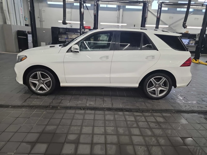 Mercedes-Benz GLE 400 CARFAX, снимка 2 - Автомобили и джипове - 53165946