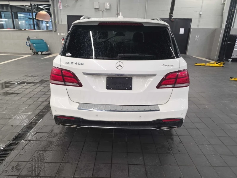 Mercedes-Benz GLE 400 CARFAX, снимка 4 - Автомобили и джипове - 53165946