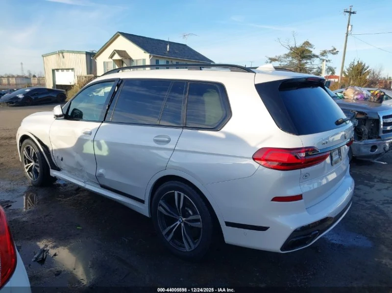 BMW X7 4.4l M50I, снимка 3 - Автомобили и джипове - 53374854