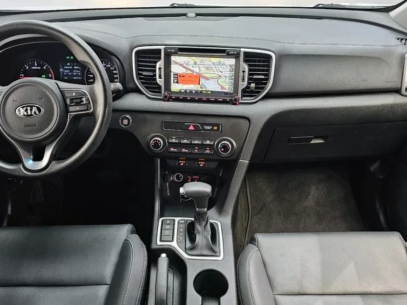 Kia Sportage 4Th Generation Diesel 1.7 2Wd Trendy, снимка 7 - Автомобили и джипове - 55061890
