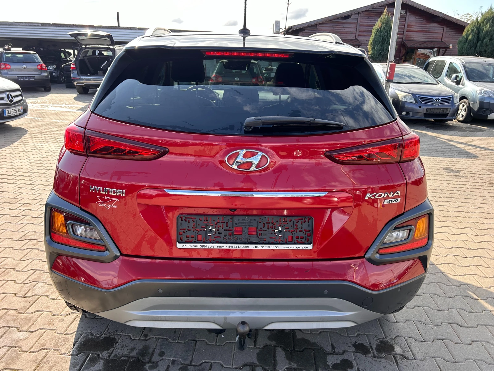 Hyundai Kona 1.6TGDI 4WD AVTOMAT/KOJA/NAVI/KAMERA FULL - изображение 7