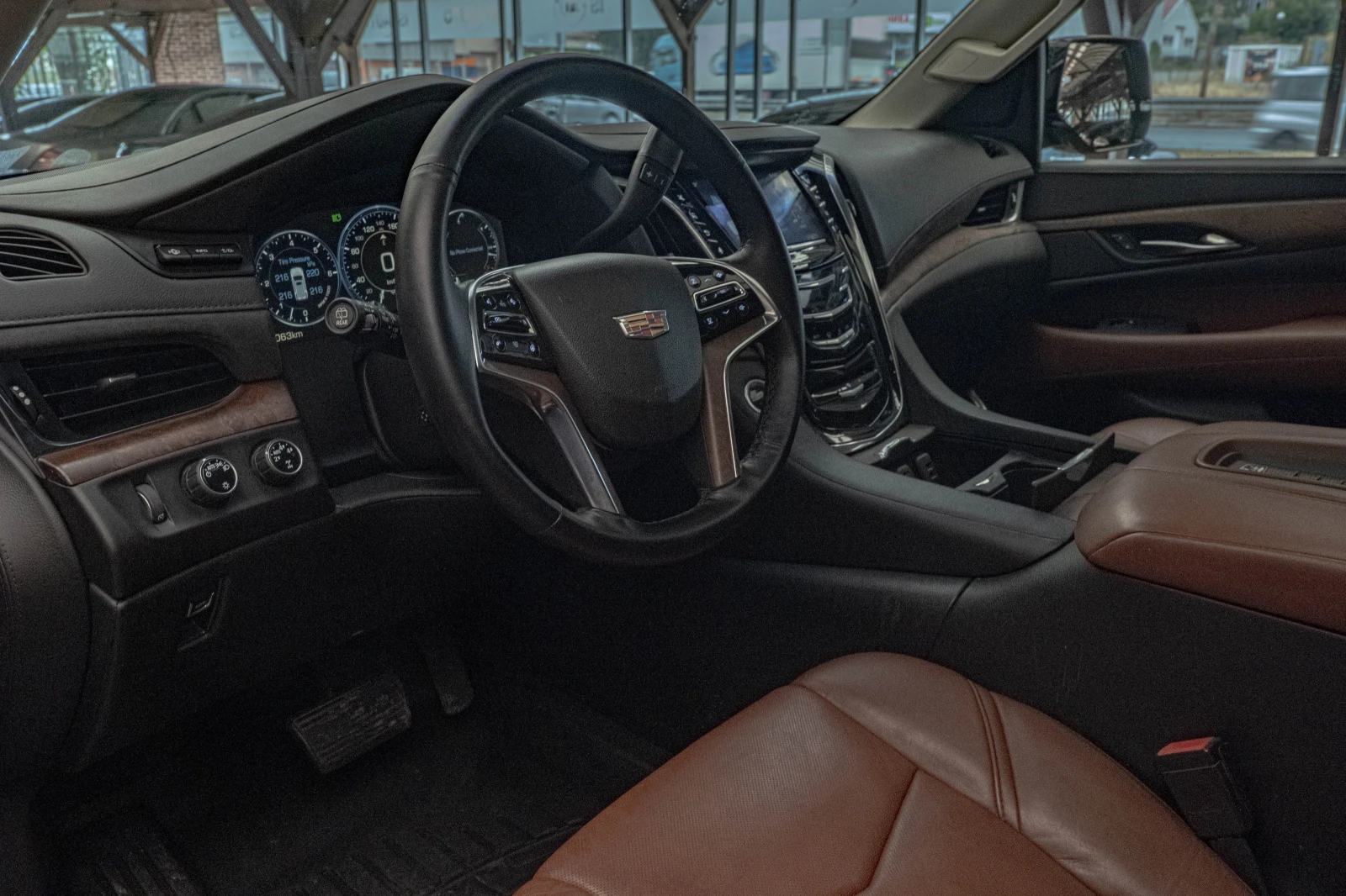 Cadillac Escalade 6.2V8/RSE/Bose/Камера/6+ 1/Обдухване - изображение 7