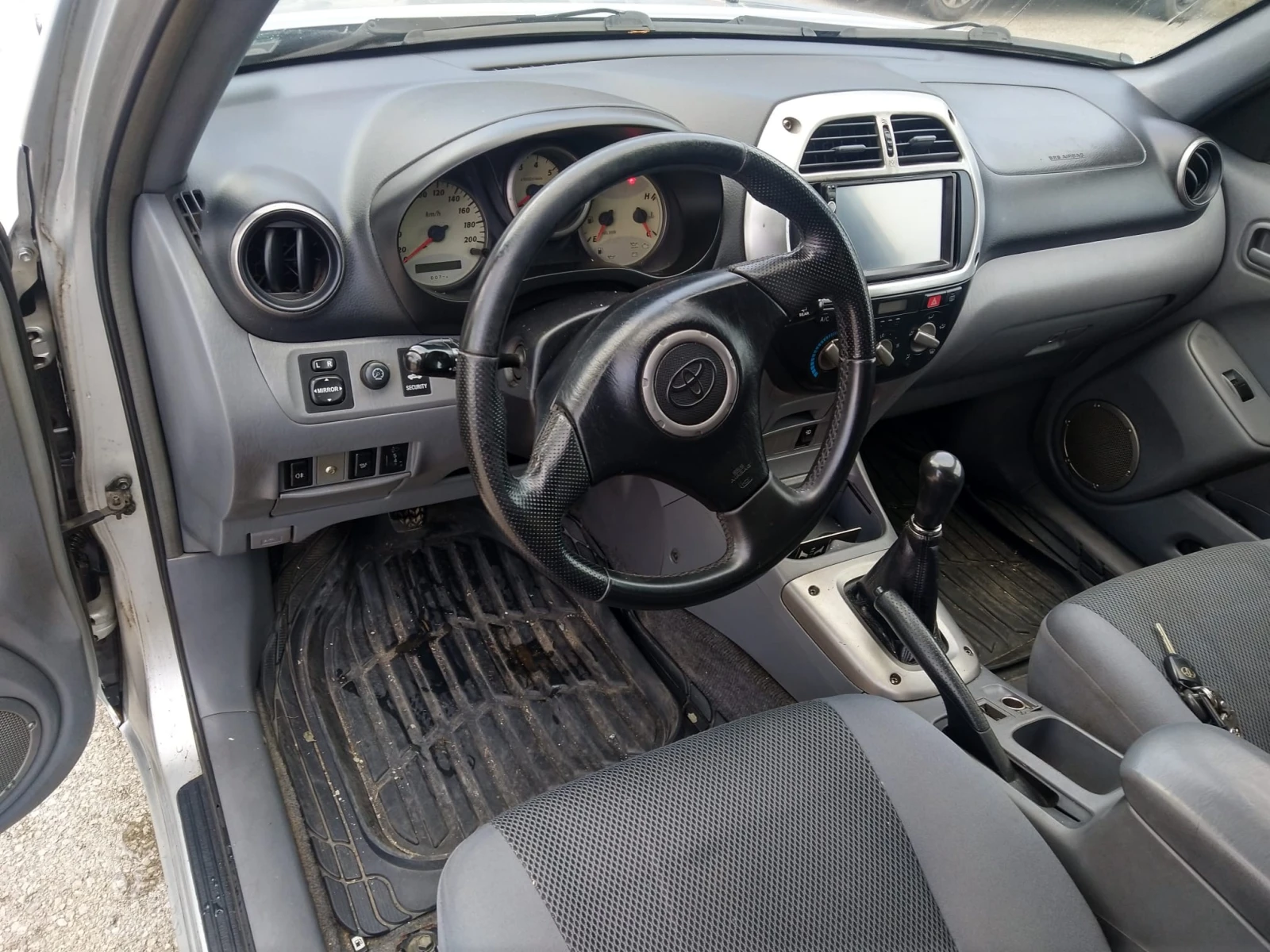 Toyota Rav4  - изображение 6