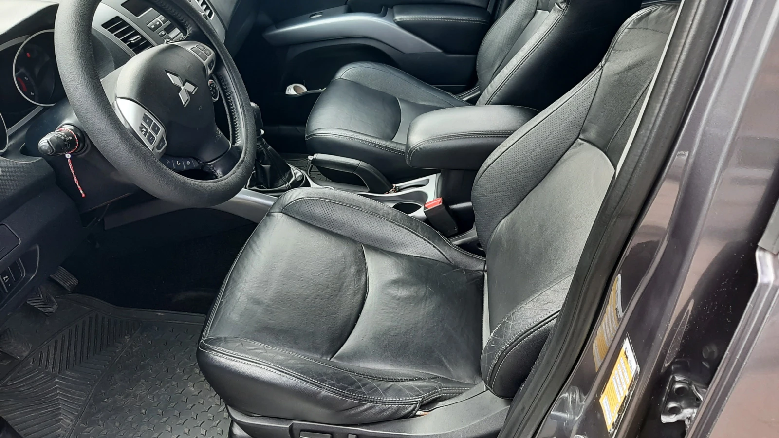 Mitsubishi Outlander  - изображение 8