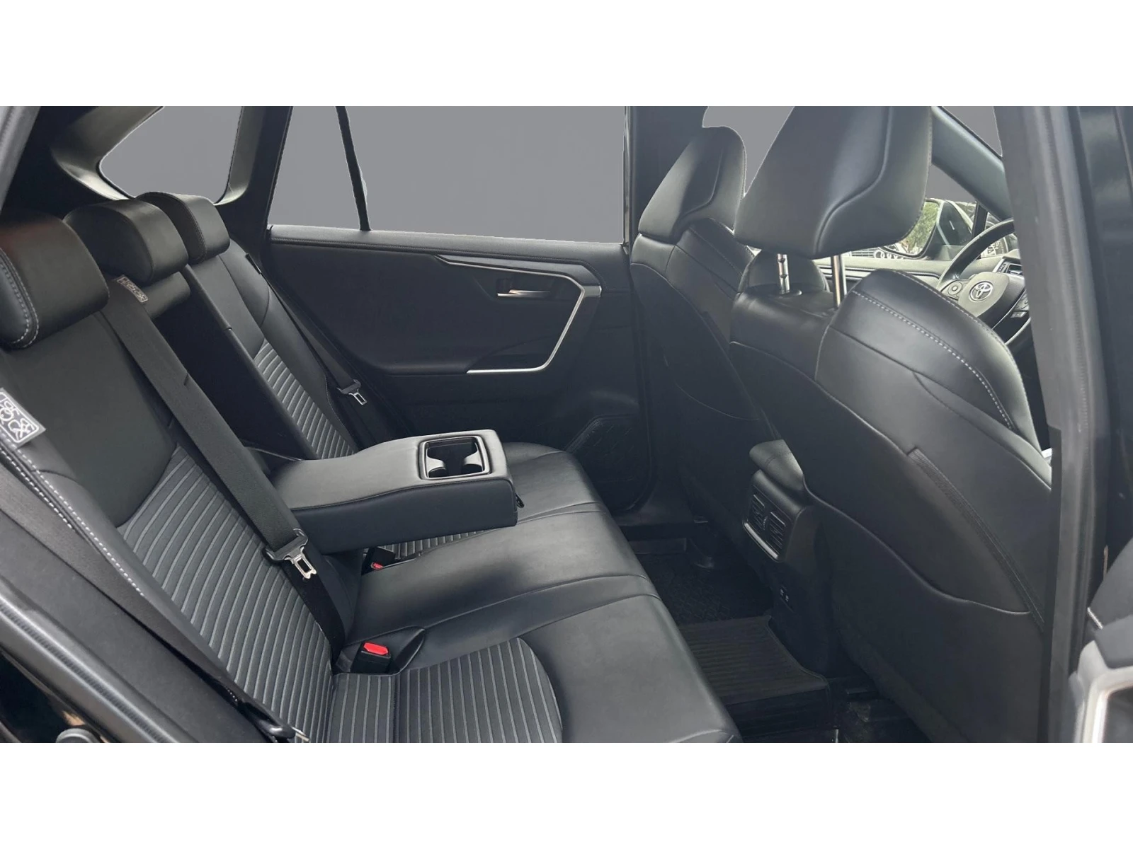 Toyota Rav4 Black Edition, Месечна вноска от 281   - изображение 7