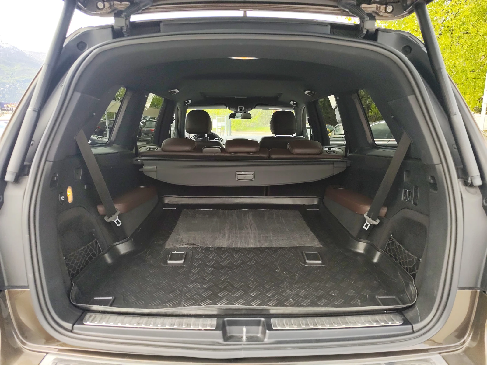 Mercedes-Benz GL 350 BLUETEC* 4X4* АВТОМАТИК* 7 МЕСТА* LED* , снимка 14 - Автомобили и джипове - 54387428