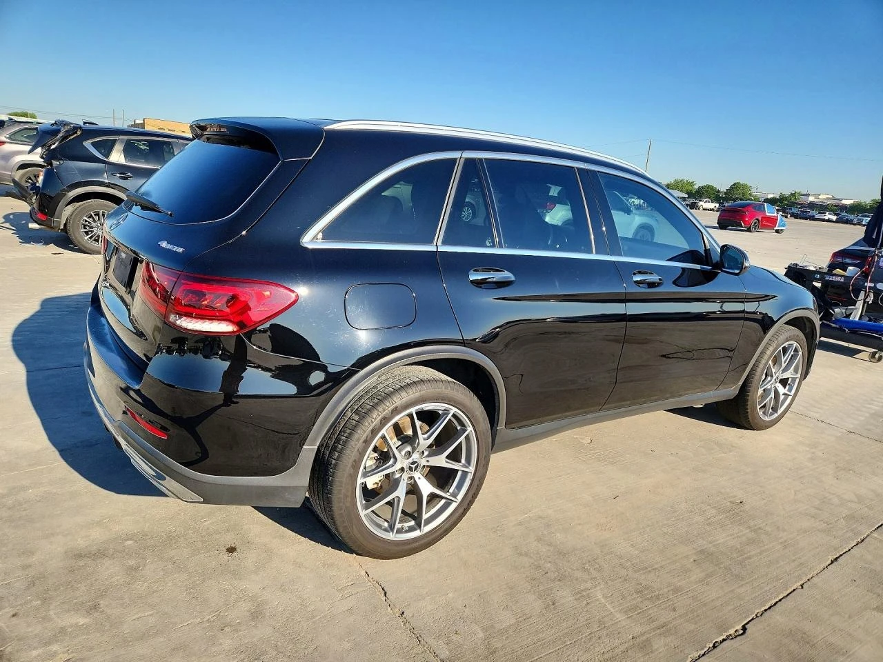 Mercedes-Benz GLC 300 4MATIC, снимка 3 - Автомобили и джипове - 55623606