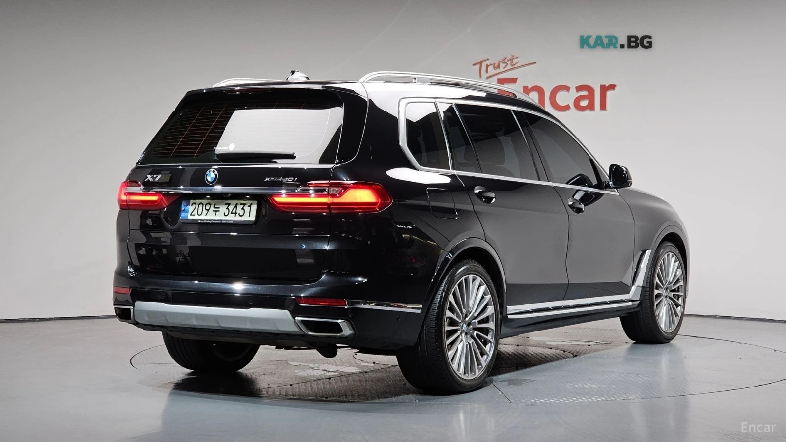 BMW X7 xDrive 40i* HUD* 360* МОНИТОРИ* КОЖА* НАВИ* ПАНО, снимка 2 - Автомобили и джипове - 55800362