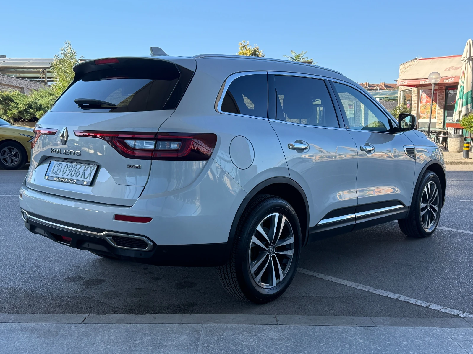 Renault Koleos 6 МЕСЕЦА ГАРАНЦИЯ/2.0DCI 177к.с. 4х4 Всички Екстри, снимка 4 - Автомобили и джипове - 55976348