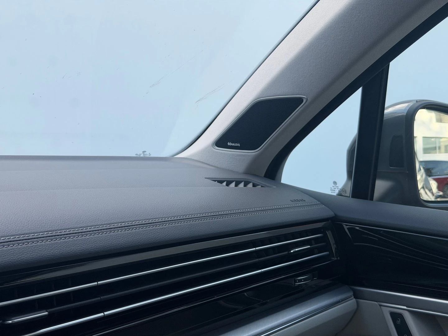 VW Touareg, снимка 13 - Автомобили и джипове - 56536424