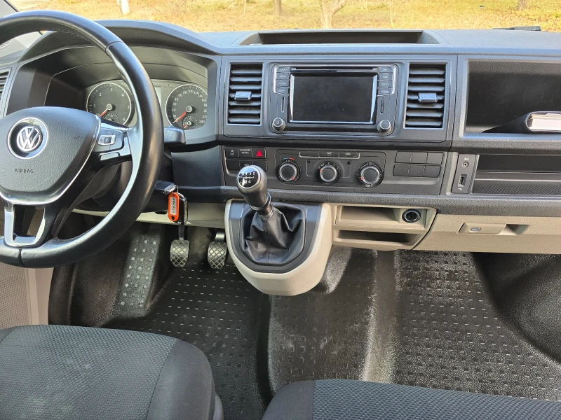 VW Transporter T6 2.0 TDI , снимка 9 - Бусове и автобуси - 48390893