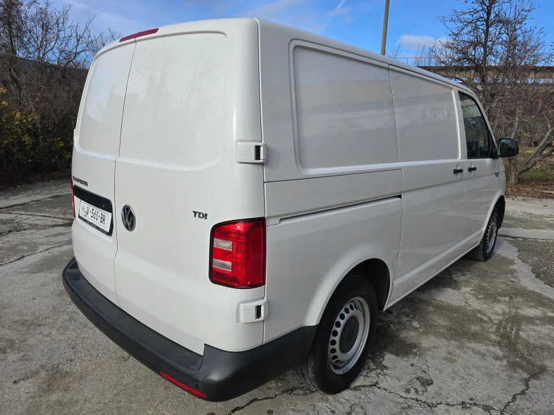 VW Transporter T6 2.0 TDI , снимка 3 - Бусове и автобуси - 48390893