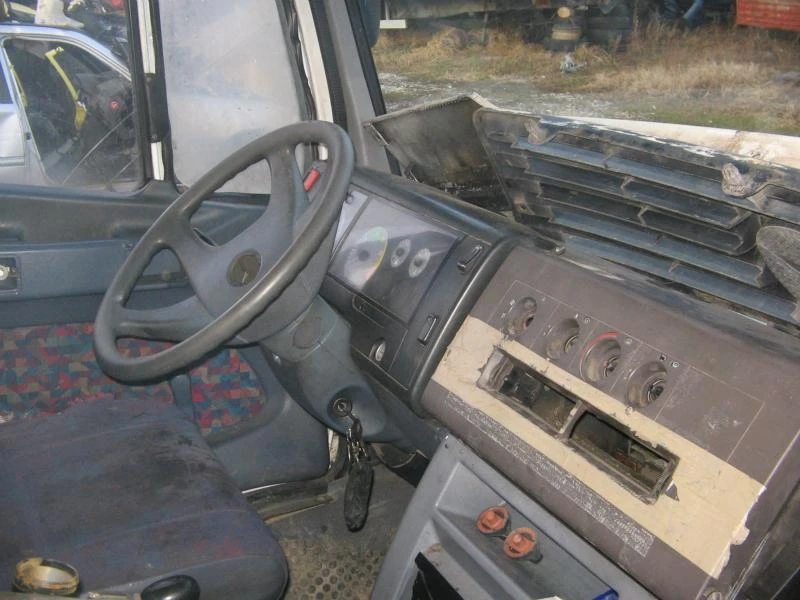 Mercedes-Benz 814 VARIO, снимка 5 - Бусове и автобуси - 9603379