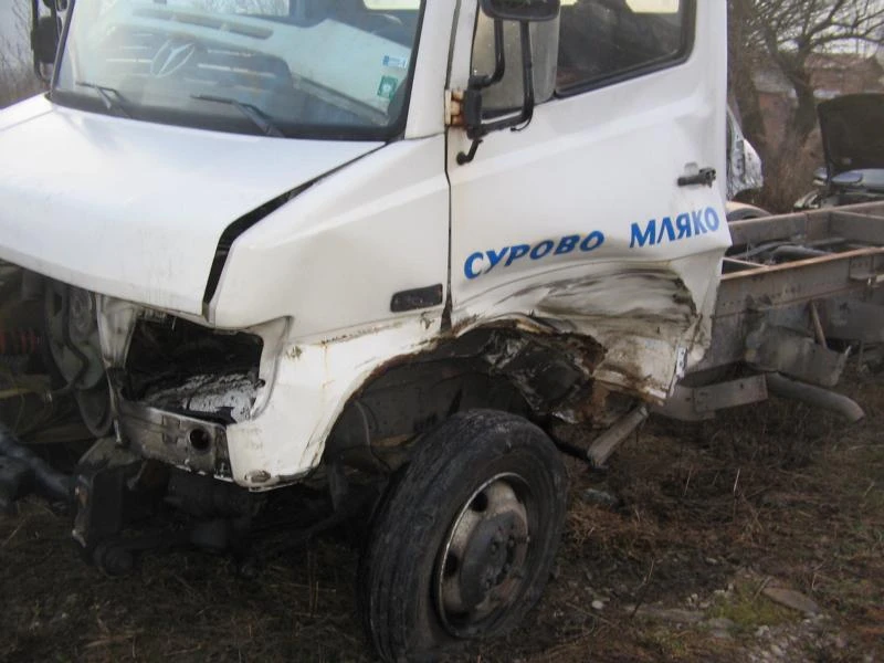 Mercedes-Benz 814 VARIO, снимка 7 - Бусове и автобуси - 9603379