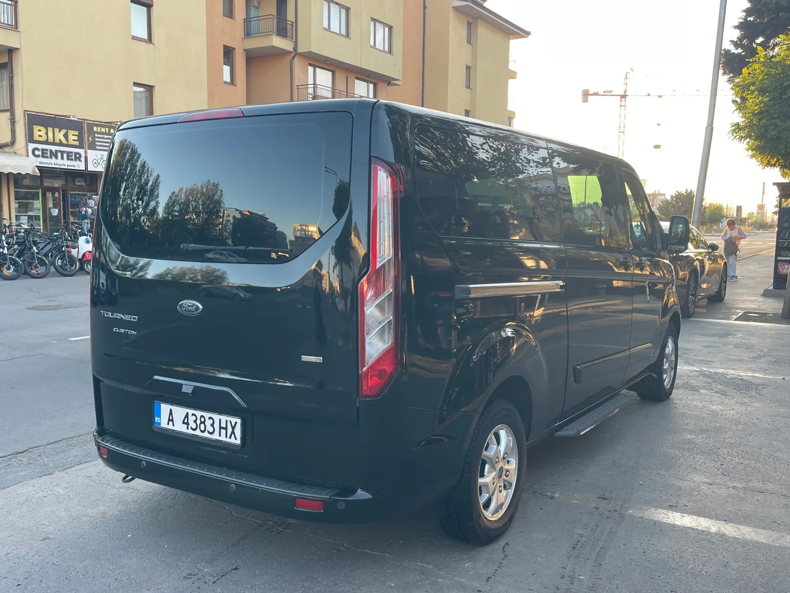 Ford Transit Custom, снимка 2 - Бусове и автобуси - 56398034