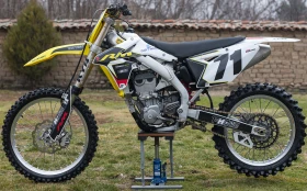  Suzuki Rmz