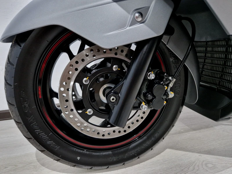 Suzuki Burgman 400cci 2015г !New Face!6964км!HOB, снимка 7 - Мотоциклети и мототехника - 51438030