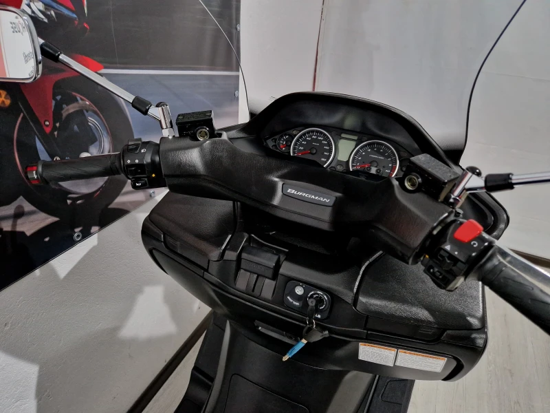 Suzuki Burgman 400cci 2015г !New Face!6964км!HOB, снимка 15 - Мотоциклети и мототехника - 51438030